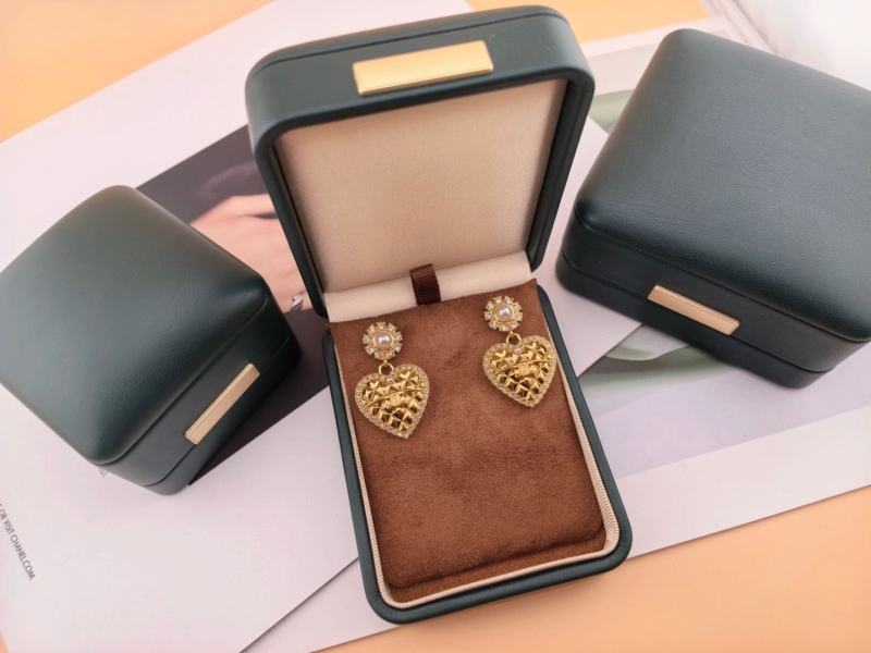 Ce1i*e earrings